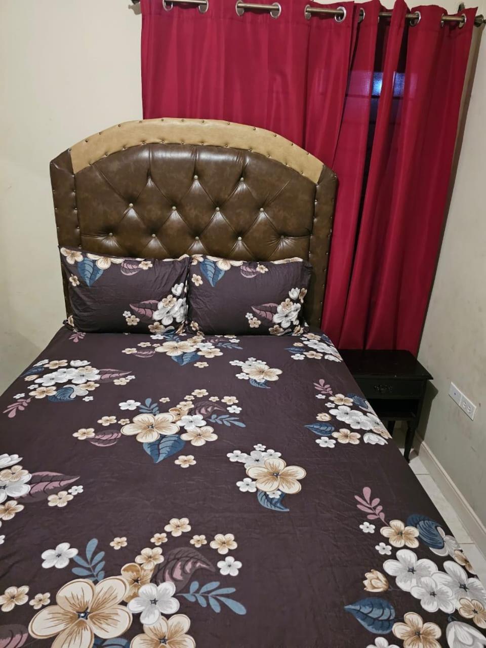 #1 Jacaranda Vacation Home Spanish Town Экстерьер фото